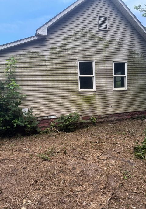 Tiny photo for 609 W Green Street, Newman, IL 61942 (MLS # 12442605)