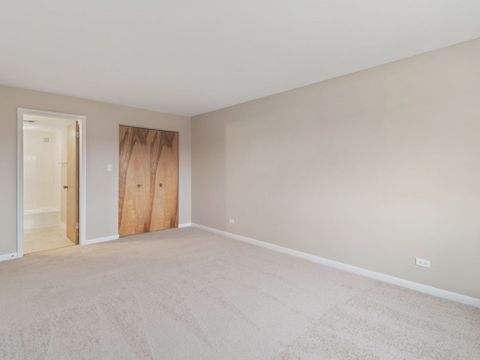Tiny photo for 1025 S Fernandez Avenue #4M, Arlington Heights, IL 60005 (MLS # 12590016)