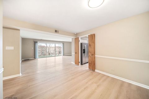 Tiny photo for 1025 S Fernandez Avenue #4M, Arlington Heights, IL 60005 (MLS # 12590016)