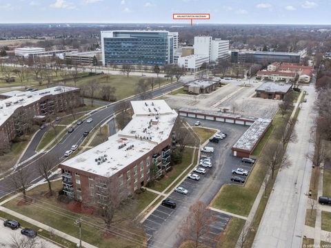 Tiny photo for 1025 S Fernandez Avenue #4M, Arlington Heights, IL 60005 (MLS # 12590016)