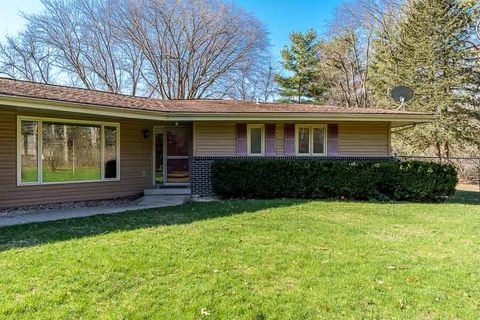 Photo of 1920 Yale Bridge Road, South Beloit, IL 61080 (MLS # 12614694)