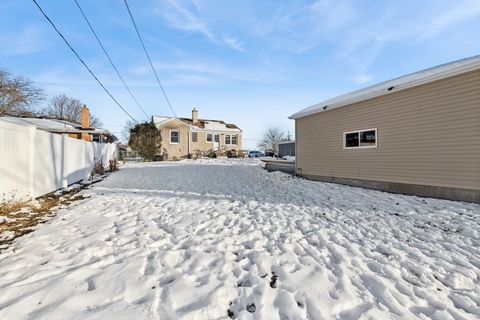 Tiny photo for 126 N Rohlwing Road, Palatine, IL 60074 (MLS # 12456763)