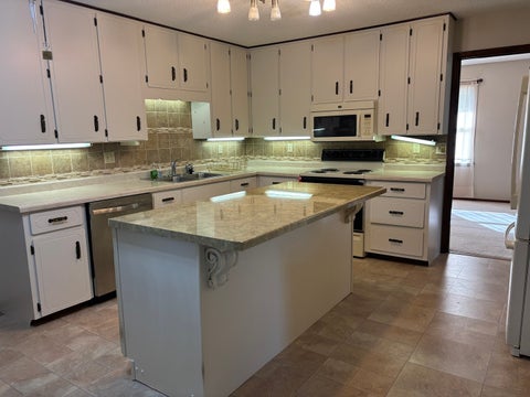 Tiny photo for 208 Holly Terrace, Anna, IL 62906 (MLS # 12623303)