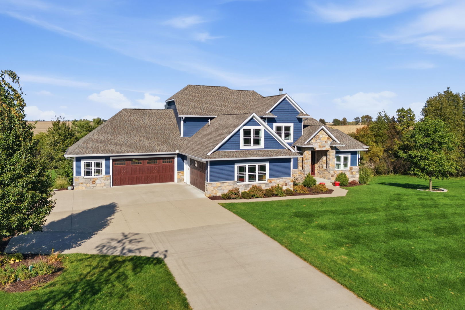 1645 Maple Boulevard 0