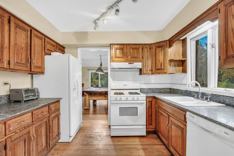 Tiny photo for 3951 Blackstone Avenue, Gurnee, IL 60031 (MLS # 12415931)