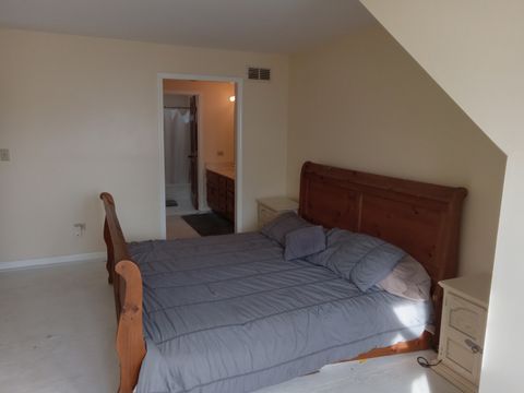 Tiny photo for 3951 Blackstone Avenue, Gurnee, IL 60031 (MLS # 12415931)