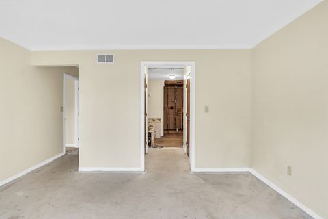 Tiny photo for 3951 Blackstone Avenue, Gurnee, IL 60031 (MLS # 12415931)