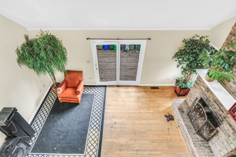 Tiny photo for 3951 Blackstone Avenue, Gurnee, IL 60031 (MLS # 12415931)