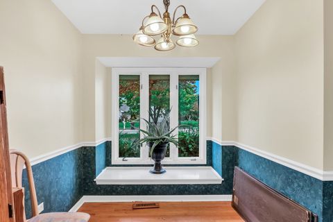 Tiny photo for 3951 Blackstone Avenue, Gurnee, IL 60031 (MLS # 12415931)