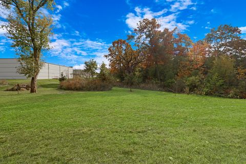 Tiny photo for 3951 Blackstone Avenue, Gurnee, IL 60031 (MLS # 12415931)
