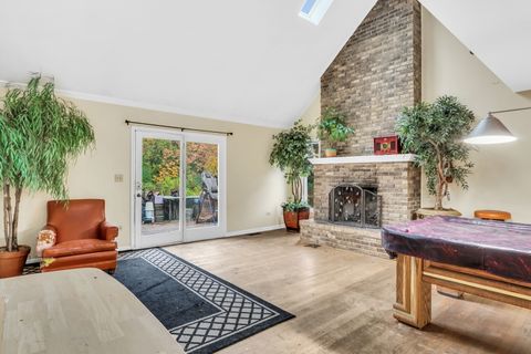 Tiny photo for 3951 Blackstone Avenue, Gurnee, IL 60031 (MLS # 12415931)
