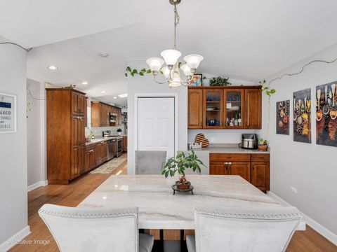 Tiny photo for 1053 S Norbury Avenue, Lombard, IL 60148 (MLS # 12475278)