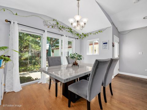 Tiny photo for 1053 S Norbury Avenue, Lombard, IL 60148 (MLS # 12475278)