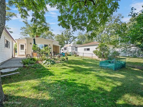 Tiny photo for 1053 S Norbury Avenue, Lombard, IL 60148 (MLS # 12475278)