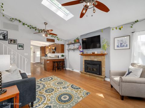 Tiny photo for 1053 S Norbury Avenue, Lombard, IL 60148 (MLS # 12475278)