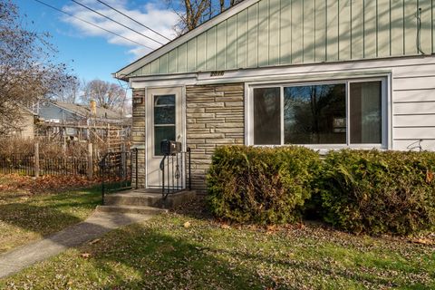 Tiny photo for 2016 Ridgeland Road, Rockford, IL 61108 (MLS # 12525718)
