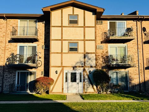 Photo of 3823 W 123rd Street #302, Alsip, IL 60803 (MLS # 12643138)