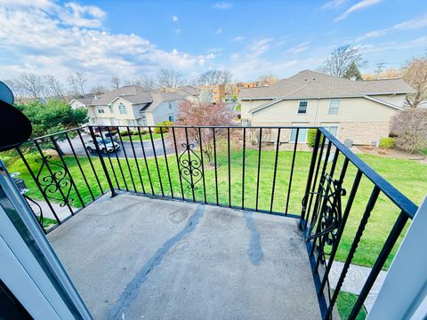 Tiny photo for 3823 W 123rd Street #302, Alsip, IL 60803 (MLS # 12643138)