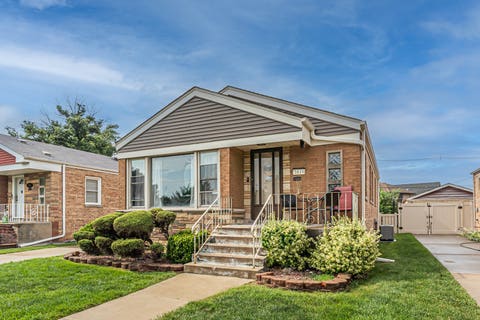 Tiny photo for 3826 W 109th Street, Chicago, IL 60655 (MLS # 12691716)