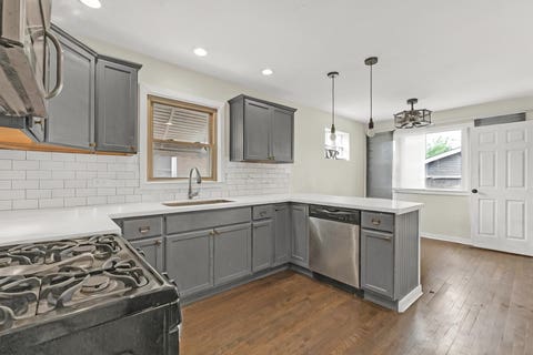 Tiny photo for 3826 W 109th Street, Chicago, IL 60655 (MLS # 12691716)
