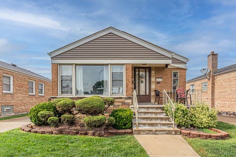 Tiny photo for 3826 W 109th Street, Chicago, IL 60655 (MLS # 12691716)