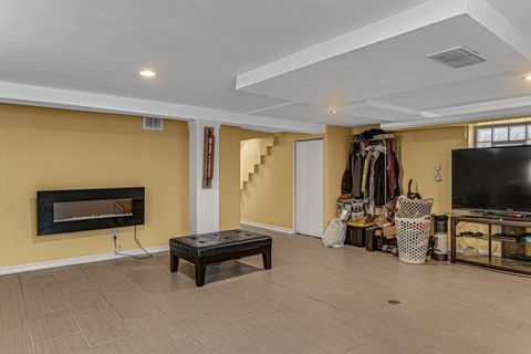 Tiny photo for 10037 S Morgan Street, Chicago, IL 60643 (MLS # 12578994)