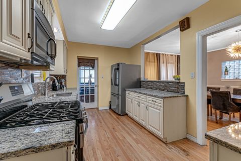 Tiny photo for 10037 S Morgan Street, Chicago, IL 60643 (MLS # 12578994)