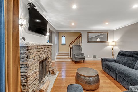 Tiny photo for 10037 S Morgan Street, Chicago, IL 60643 (MLS # 12578994)