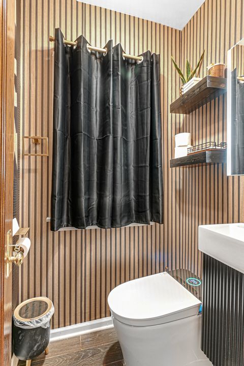 Tiny photo for 10037 S Morgan Street, Chicago, IL 60643 (MLS # 12578994)