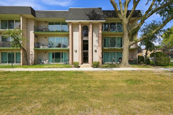 9200 S PULASKI RD APT 3E, OAK LAWN, IL 60453 - Image 8dcff43852dbc0f1f2f9ea2e22012731/258748347