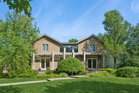 Photo of 282 Linden Park Place, Highland Park, IL 60035 (MLS # 12604911)
