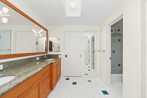 Tiny photo for 282 Linden Park Place, Highland Park, IL 60035 (MLS # 12604911)
