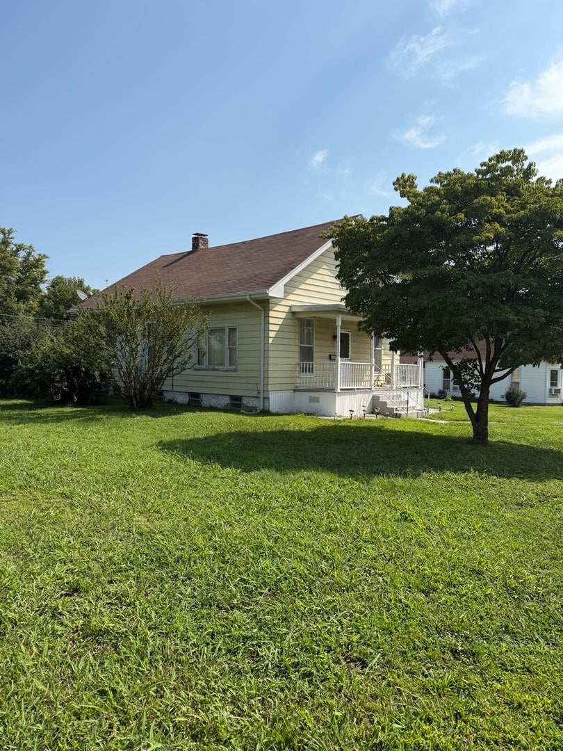 402 E Keyes Street