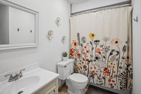 Tiny photo for 836 E Old Willow Road #209, Prospect Heights, IL 60070 (MLS # 12606925)