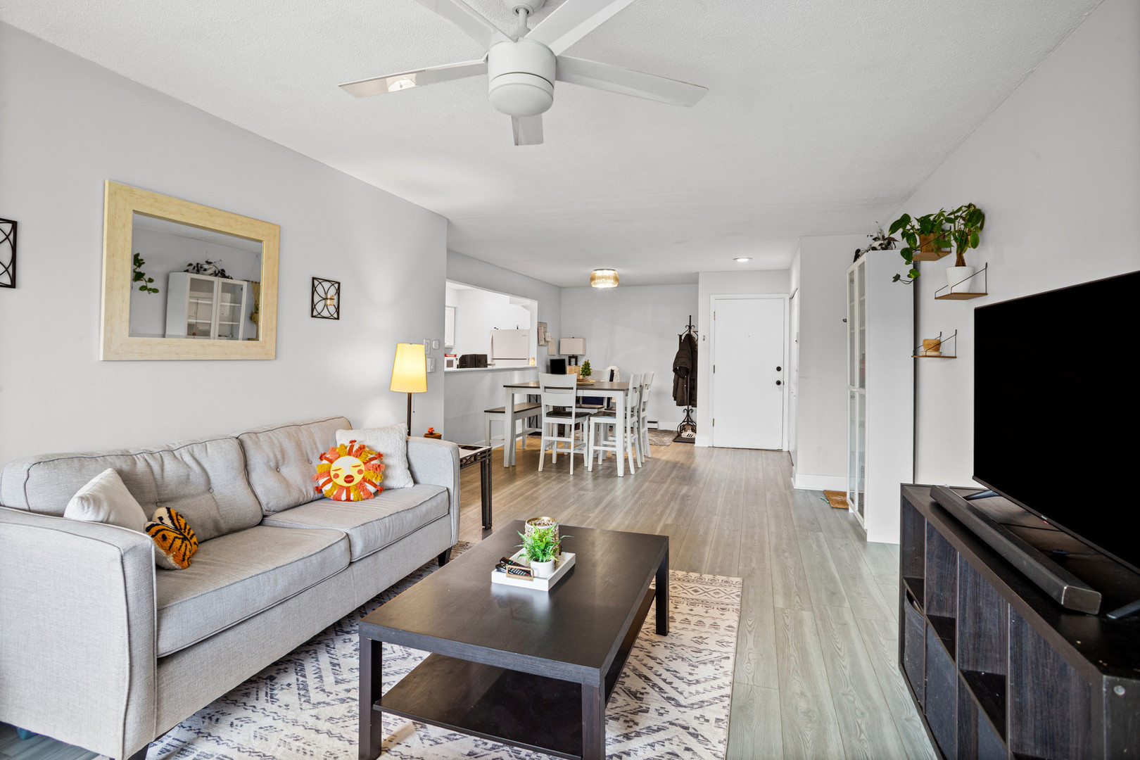 836 E Old Willow Road 209