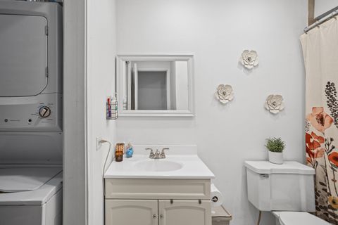 Tiny photo for 836 E Old Willow Road #209, Prospect Heights, IL 60070 (MLS # 12606925)