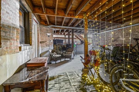 Tiny photo for 5935 N Magnolia Avenue #1, Chicago, IL 60660 (MLS # 12573003)