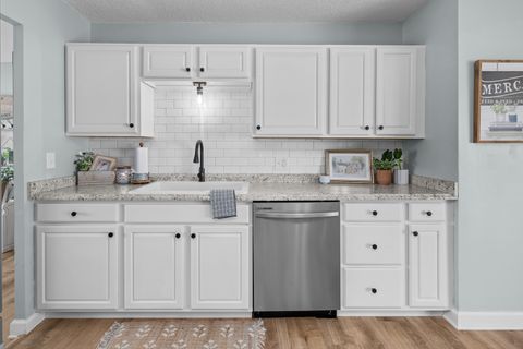 Tiny photo for 214 8th Street E, Milan, IL 61264 (MLS # 12553178)