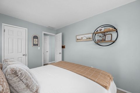 Tiny photo for 214 8th Street E, Milan, IL 61264 (MLS # 12553178)