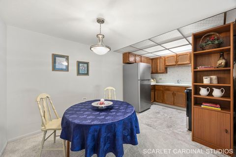 Tiny photo for 5540 Walnut Avenue #7B, Downers Grove, IL 60515 (MLS # 12531949)