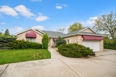 Photo of 14650 Lamon Avenue, Midlothian, IL 60445 (MLS # 12635264)