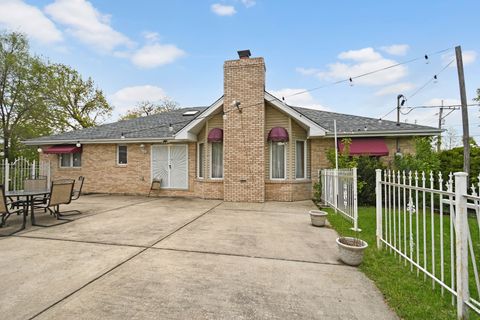 Tiny photo for 14650 Lamon Avenue, Midlothian, IL 60445 (MLS # 12635264)