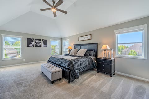 Tiny photo for 2902 Hampton Avenue, North Aurora, IL 60542 (MLS # 12646420)