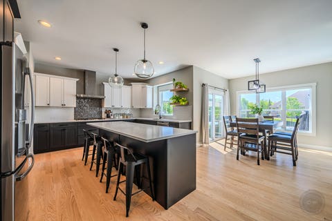 Tiny photo for 2902 Hampton Avenue, North Aurora, IL 60542 (MLS # 12646420)