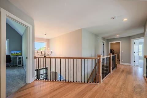 Tiny photo for 2902 Hampton Avenue, North Aurora, IL 60542 (MLS # 12646420)