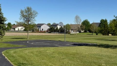 Tiny photo for 2902 Hampton Avenue, North Aurora, IL 60542 (MLS # 12646420)