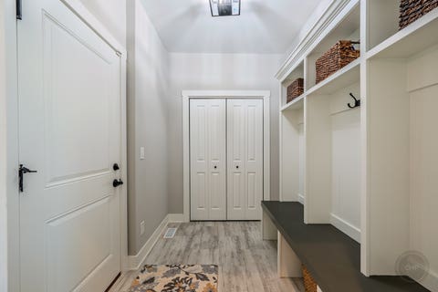 Tiny photo for 2902 Hampton Avenue, North Aurora, IL 60542 (MLS # 12646420)