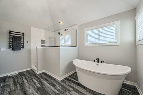Tiny photo for 2902 Hampton Avenue, North Aurora, IL 60542 (MLS # 12646420)