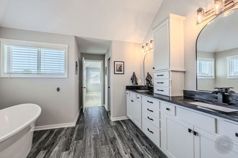 Tiny photo for 2902 Hampton Avenue, North Aurora, IL 60542 (MLS # 12646420)