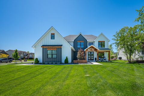 Photo of 2902 Hampton Avenue, North Aurora, IL 60542 (MLS # 12646420)
